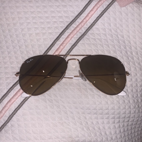 Classic Aviator Ray Bans - Picture 3 of 3